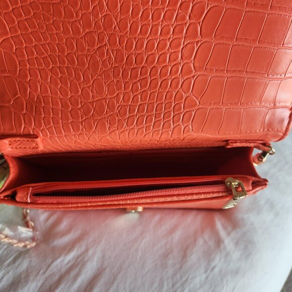 Badgley Mischka Croco Crossbody Bag with Logo Plate NWT - Picture 6 of 9